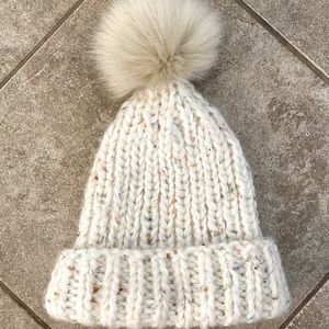 LOFT White speckled knit winter beanie hat
